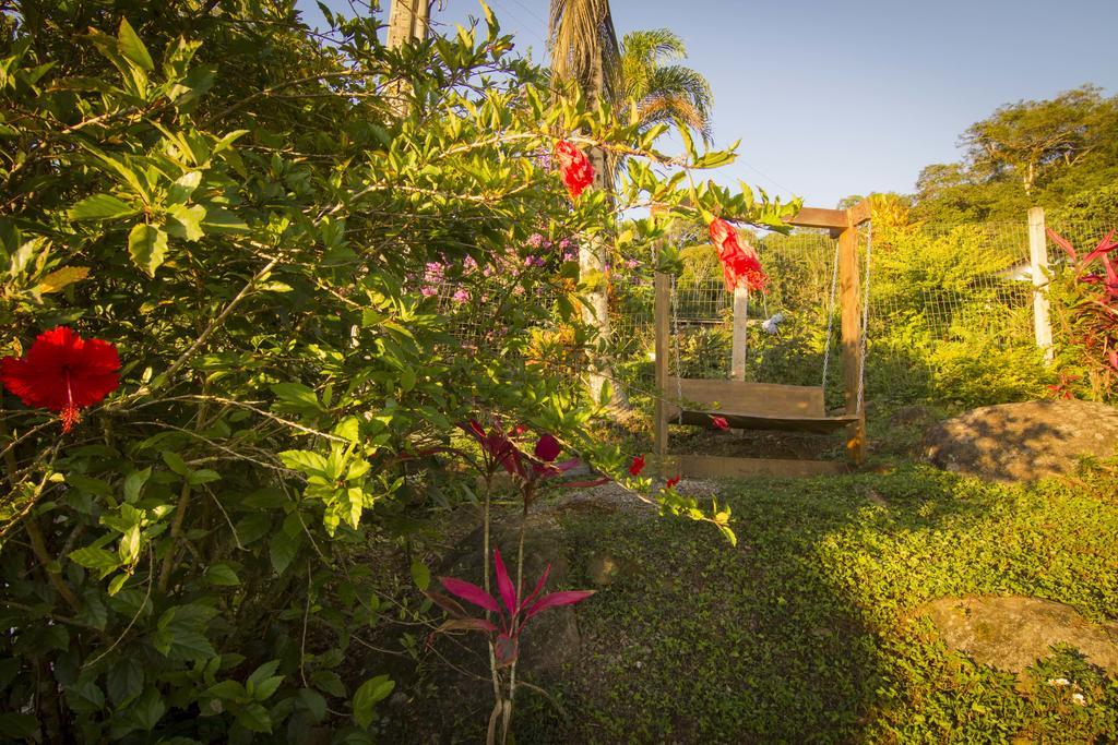 Haleiwa Chales E Suites - A Guest House Do Prumirim 우바투바 외부 사진